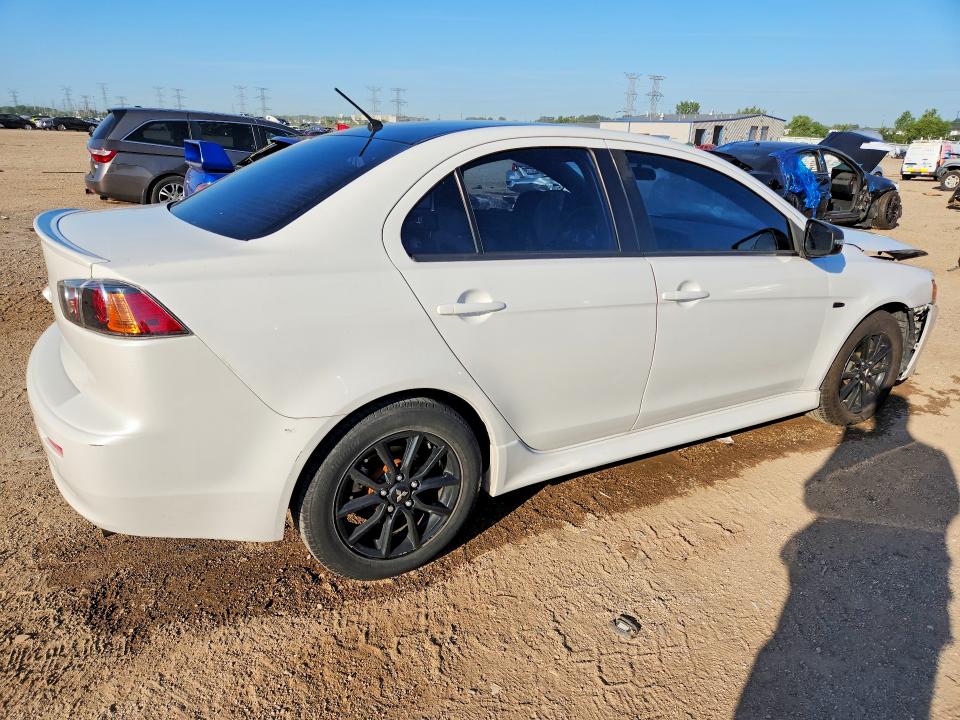 Photo 3 from auction – 2017 MITSUBISHI LANCER with VIN JA32U2FU0HU016415