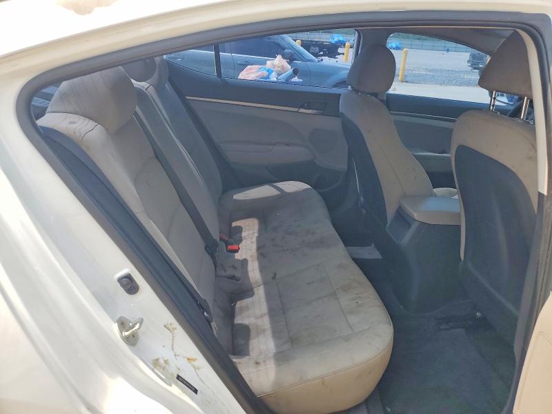 Photo 10 from auction – 2017 HYUNDAI ELANTRA with VIN 5NPD74LF0HH144361
