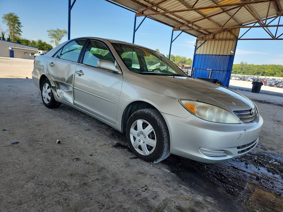 Photo 4 from auction – 2003 TOYOTA CAMRY with VIN 4T1BE32K63U187098