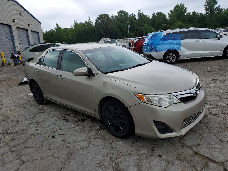 Photo 4 from auction – 2013 TOYOTA CAMRY with VIN 4T4BF1FK8DR334220