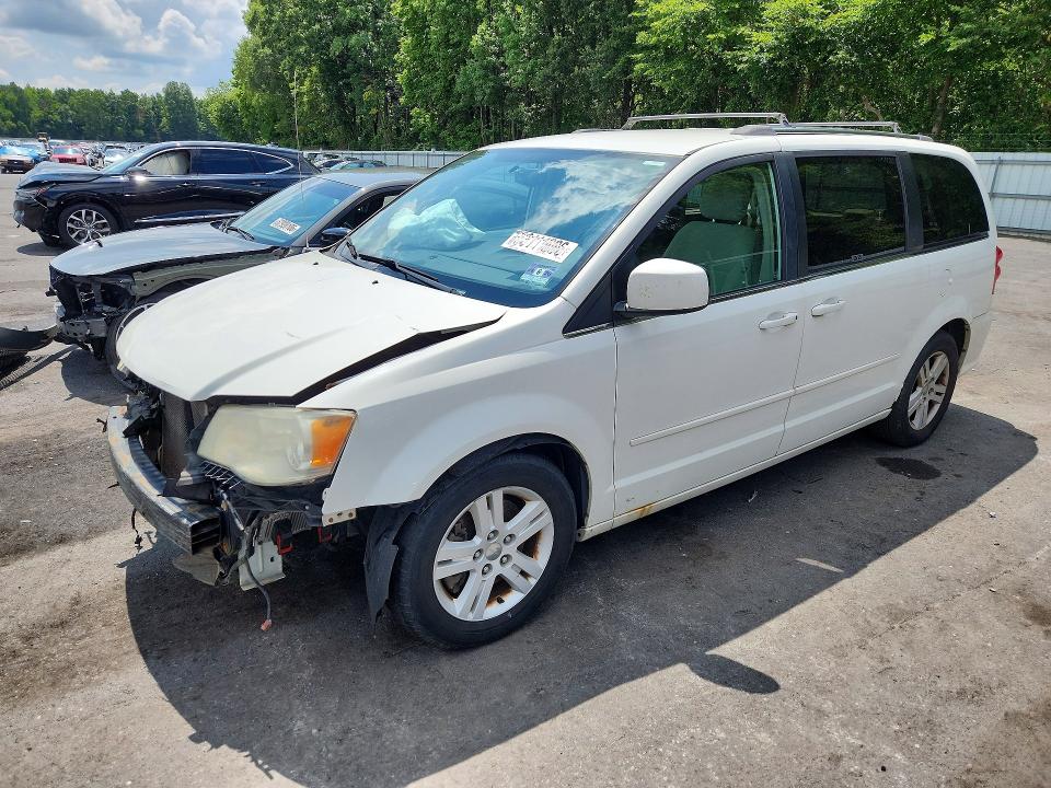DODGE GRAND CARAVAN 2013 with VIN 2C4RDGDG2DR586370 - Photo from auction