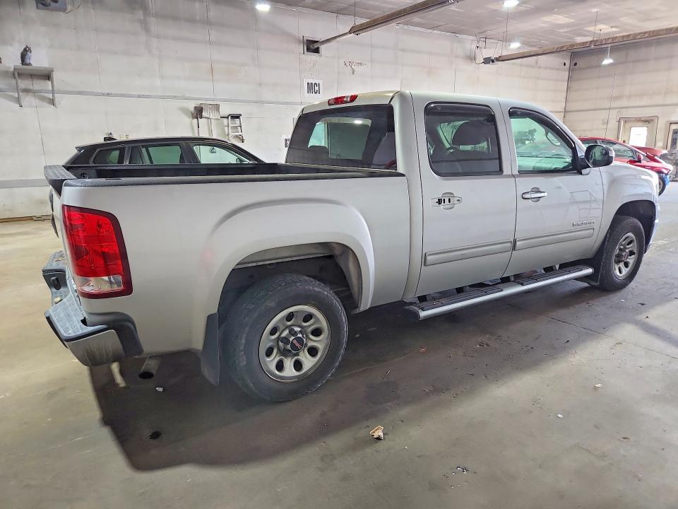 Photo 3 from auction – 2010 GMC SIERRA with VIN 3GTRCVEA3AG258636