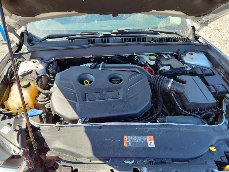 Photo 11 from auction – 2016 FORD FUSION with VIN 3FA6P0K91GR156209