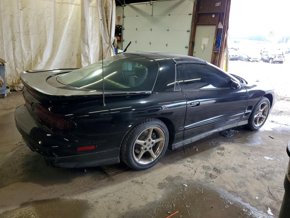 Photo 3 from auction – 2002 PONTIAC FIREBIRD with VIN 2G2FV22G022149287