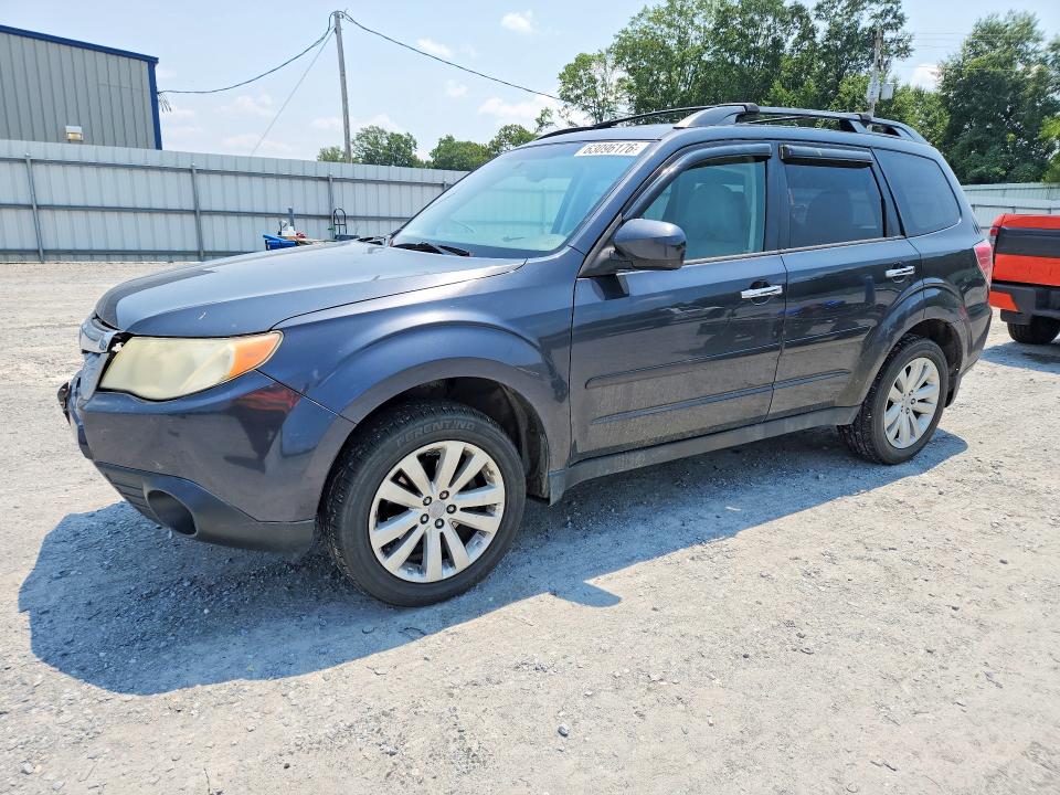 SUBARU FORESTER 2012 with VIN JF2SHAEC0CH463113 - Photo from auction