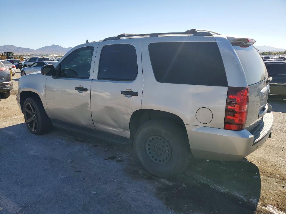 Photo 2 from auction – 2008 CHEVROLET TAHOE with VIN 1GNFC13038R108730