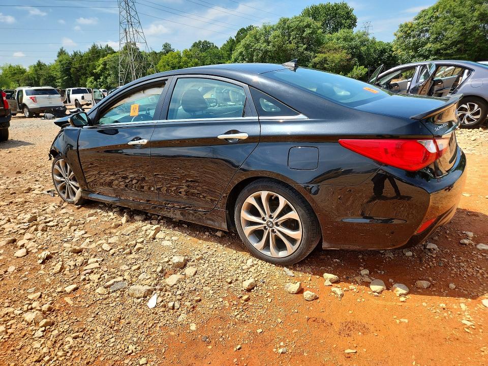 Photo 2 from auction – 2014 HYUNDAI SONATA with VIN 5NPEC4AC5EH880765