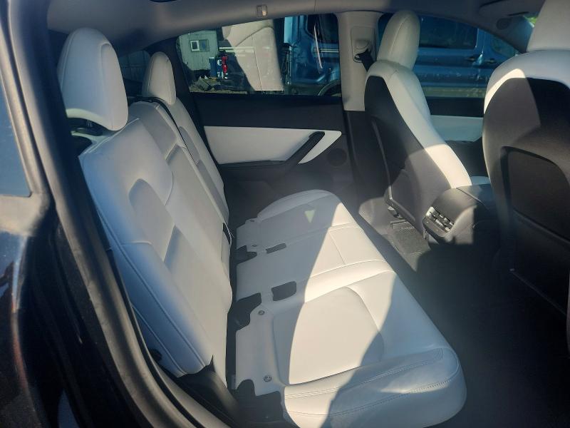 Photo 10 from auction – 2021 TESLA MODEL Y with VIN 5YJYGDEF2MF121638