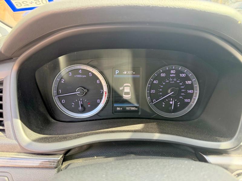 Photo 8 from auction – 2019 HYUNDAI SONATA with VIN 5NPE34AF8KH762375