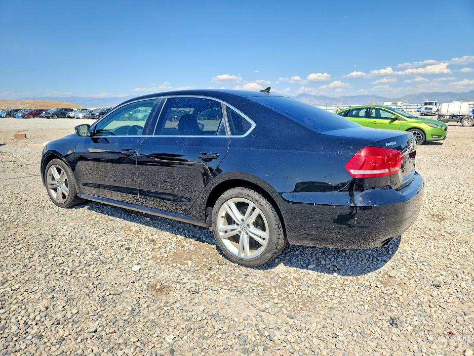 Photo 2 from auction – 2014 VOLKSWAGEN PASSAT with VIN 1VWBT7A35EC091335