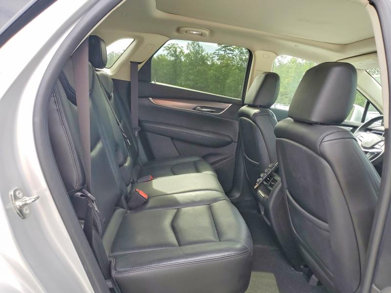 Photo 11 from auction – 2017 CADILLAC XT5 with VIN 1GYKNBRS1HZ270561