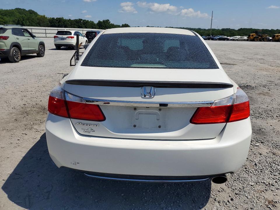Photo 6 from auction – 2014 HONDA ACCORD with VIN 1HGCR2F35EA210550