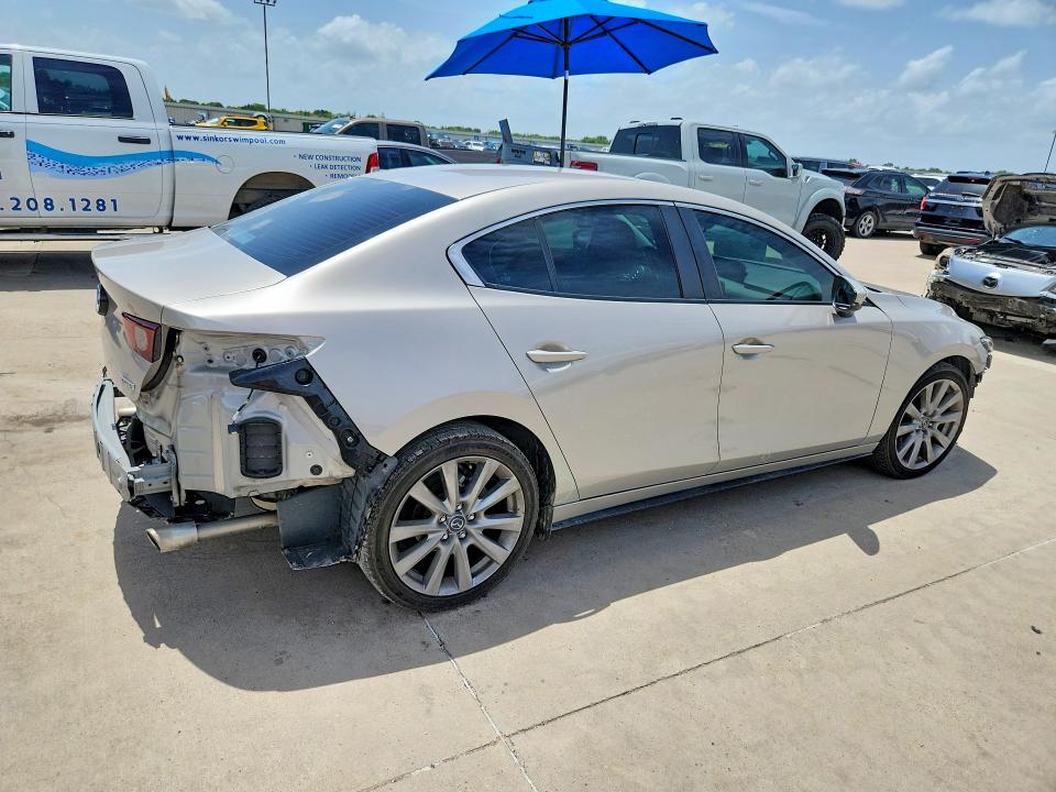 Photo 3 from auction – 2024 MAZDA 3 with VIN 3MZBPACM2RM402943