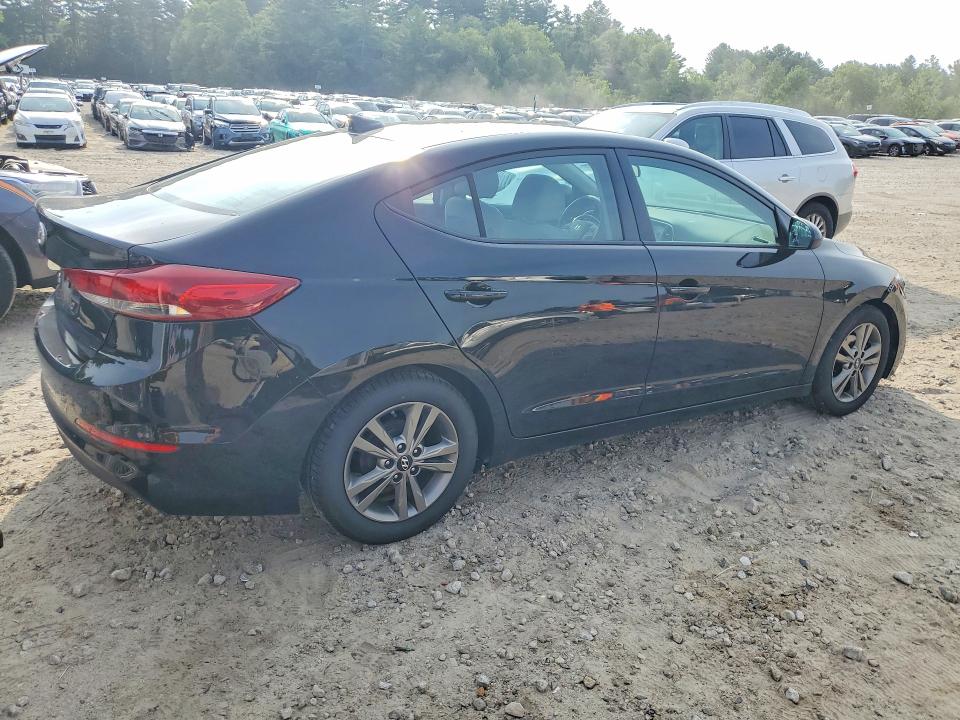 Photo 3 from auction – 2017 HYUNDAI ELANTRA with VIN 5NPD84LF6HH091405