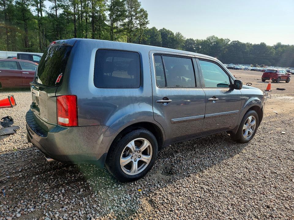 Photo 3 from auction – 2013 HONDA PILOT with VIN 5FNYF4H50DB016991