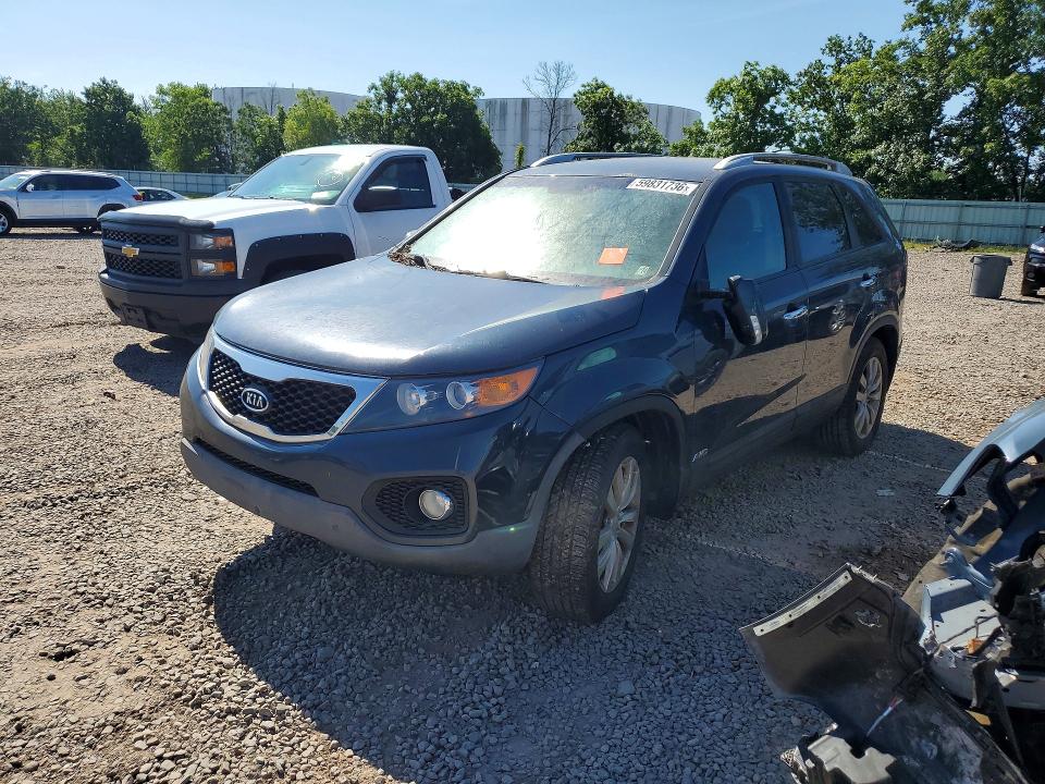 KIA SORENTO 2011 with VIN 5XYKUDA27BG062805 - Photo from auction
