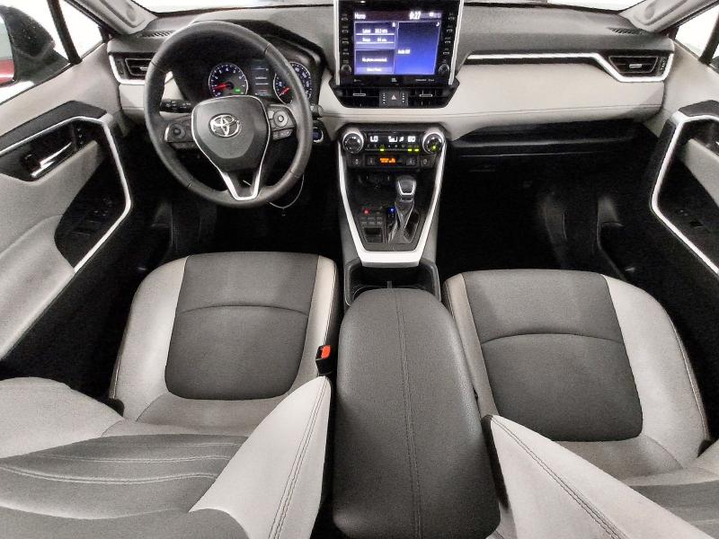 Photo 8 from auction – 2022 TOYOTA RAV4 with VIN 2T3A1RFV7NW293388