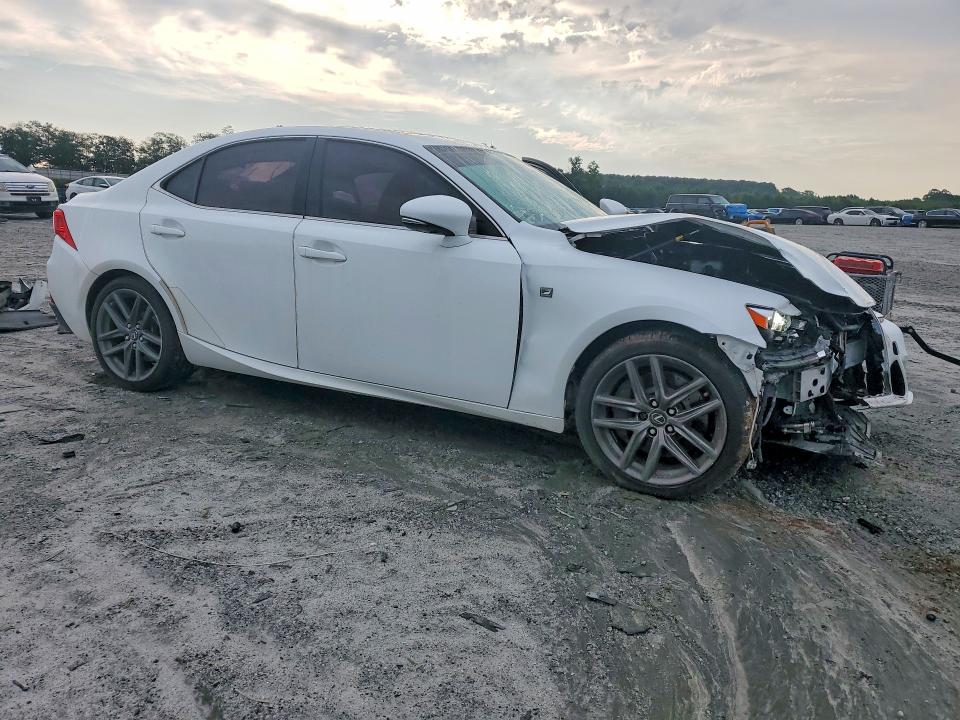 Photo 4 from auction – 2016 LEXUS IS with VIN JTHBA1D28G5036599
