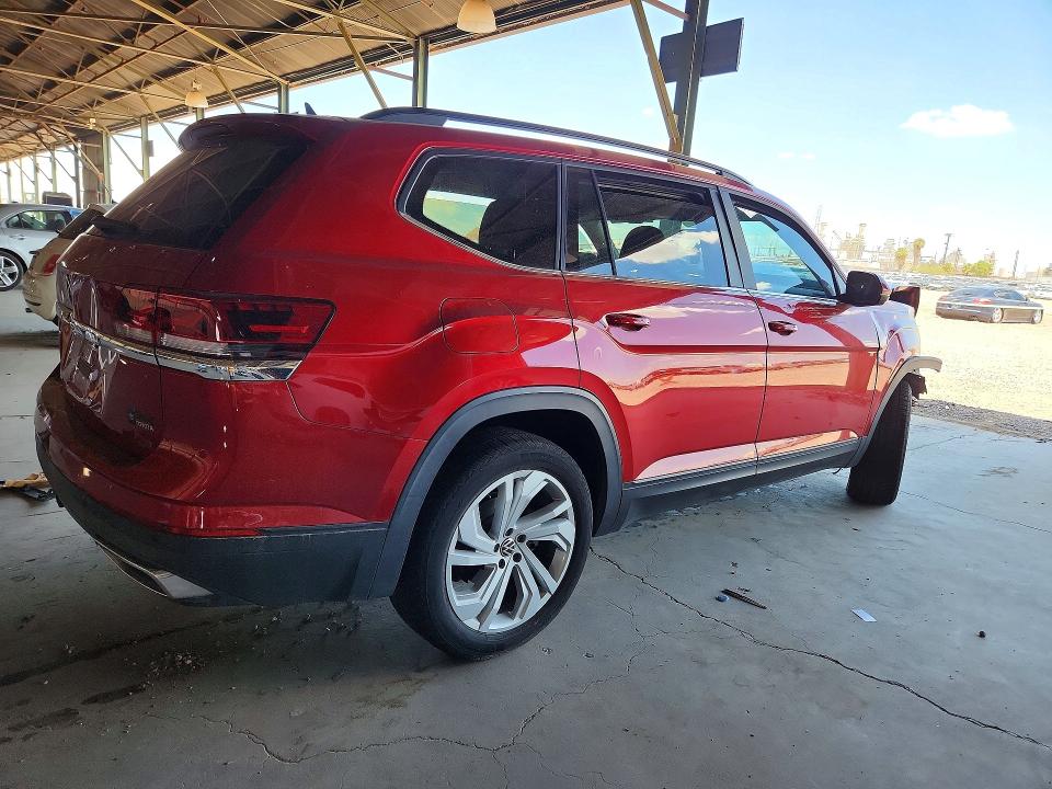 Photo 3 from auction – 2022 VOLKSWAGEN ATLAS with VIN 1V2WR2CA4NC503003