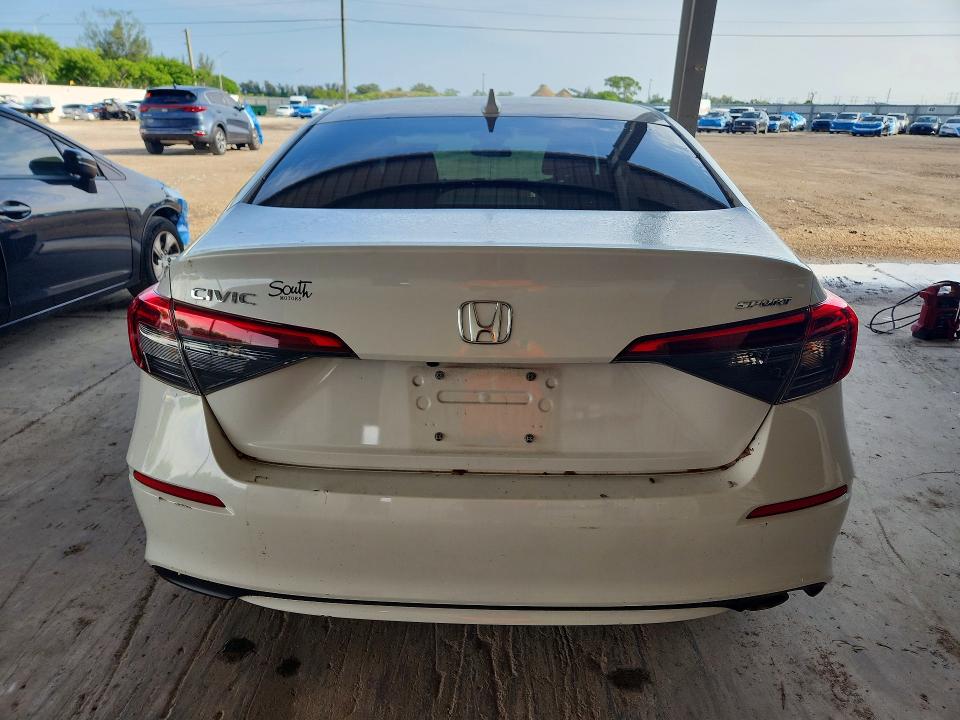 Foto 6 de la subasta – 2023 HONDA CIVIC con VIN 2HGFE2F57PH542214