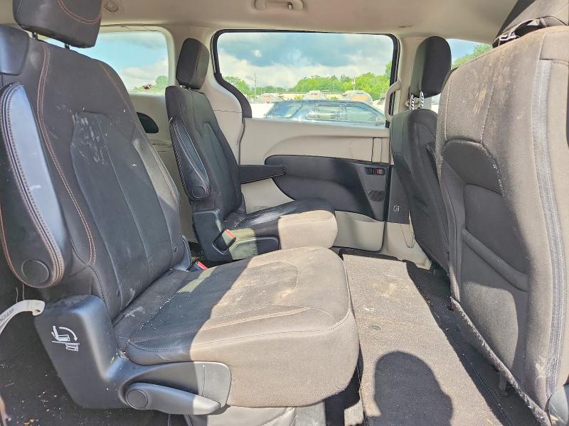 Photo 11 from auction – 2017 CHRYSLER PACIFICA with VIN 2C4RC1DG7HR519995