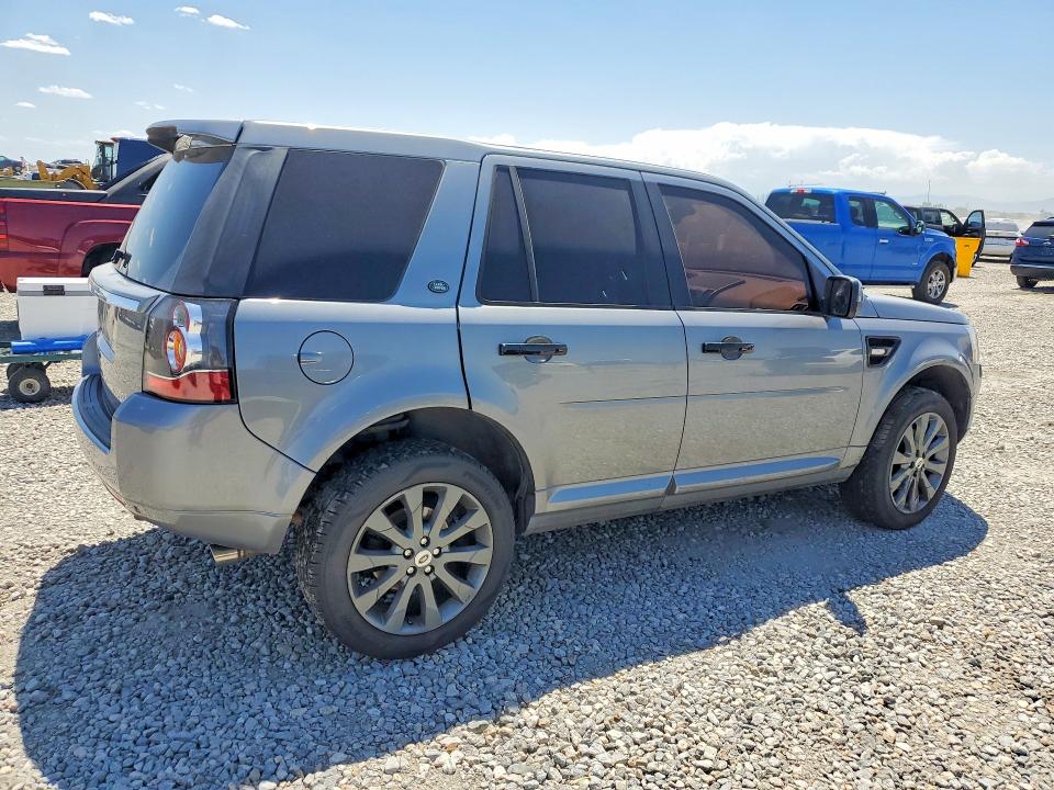 Photo 3 from auction – 2013 LAND ROVER LR2 with VIN SALFR2BG1DH367320