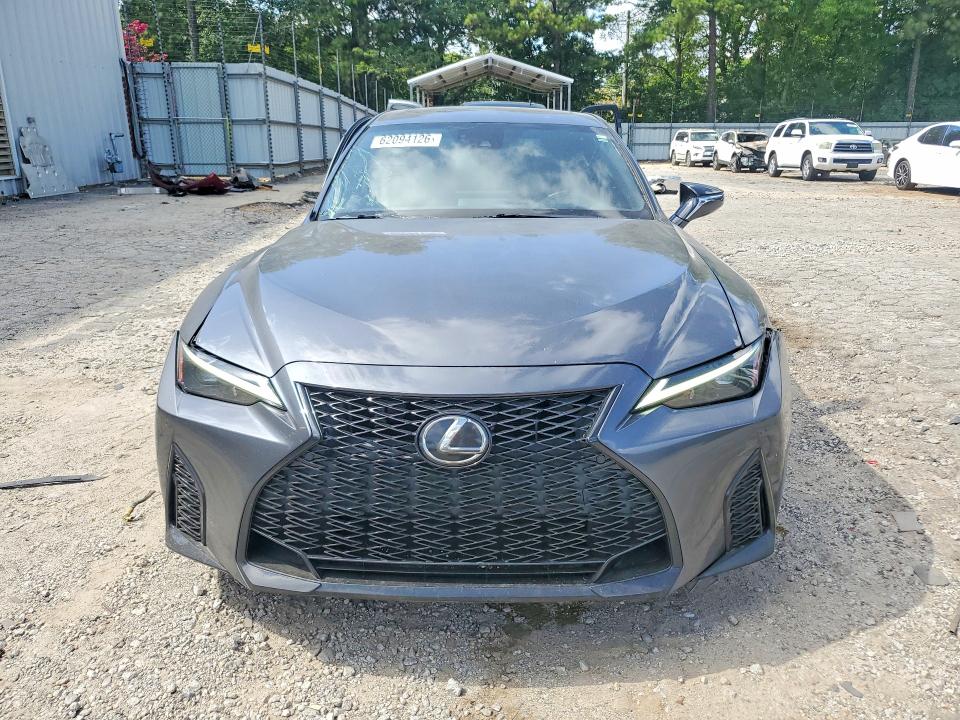 Photo 5 from auction – 2021 LEXUS IS with VIN JTHGZ1B27M5045761