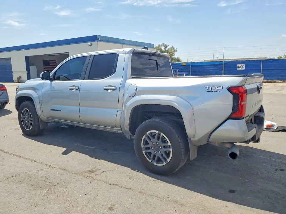 Photo 2 from auction – 2024 TOYOTA TACOMA with VIN 3TMLB5JN7RM087386