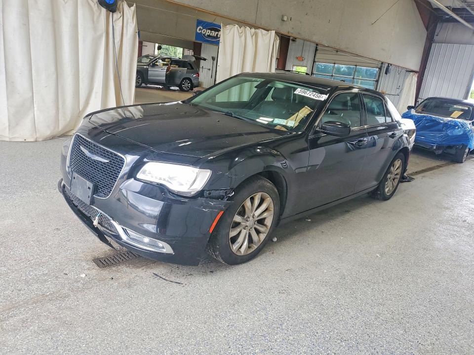 CHRYSLER 300 2015 with VIN 2C3CCARG9FH831290 - Photo from auction