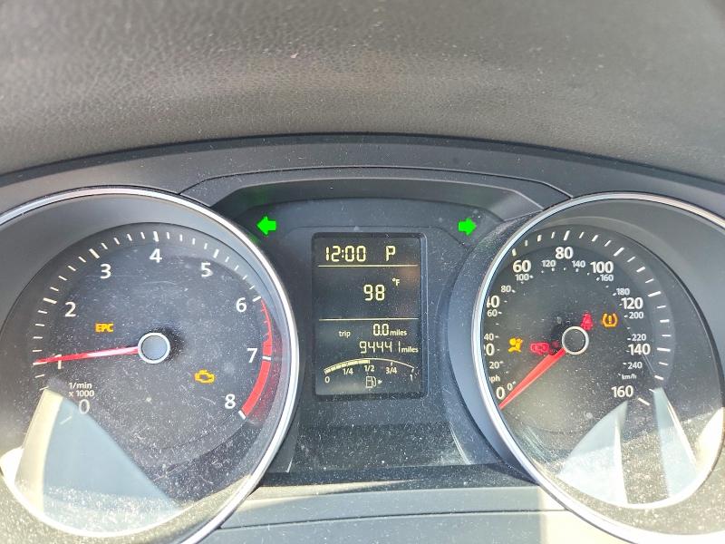 Photo 9 from auction – 2017 VOLKSWAGEN JETTA with VIN 3VW2B7AJ5HM396743