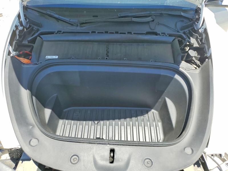 Photo 12 from auction – 2022 TESLA MODEL Y with VIN 7SAYGDEE5NF385187