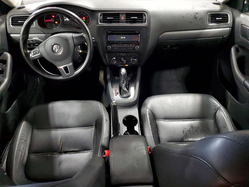 Photo 8 from auction – 2014 VOLKSWAGEN JETTA with VIN 3VWLL7AJ6EM382802