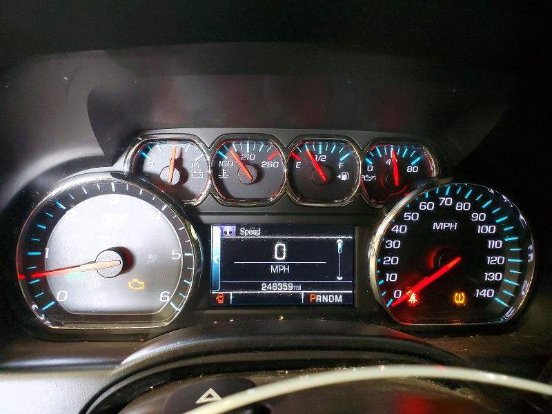 Photo 9 from auction – 2015 CHEVROLET TAHOE with VIN 1GNSKBKC3FR226728