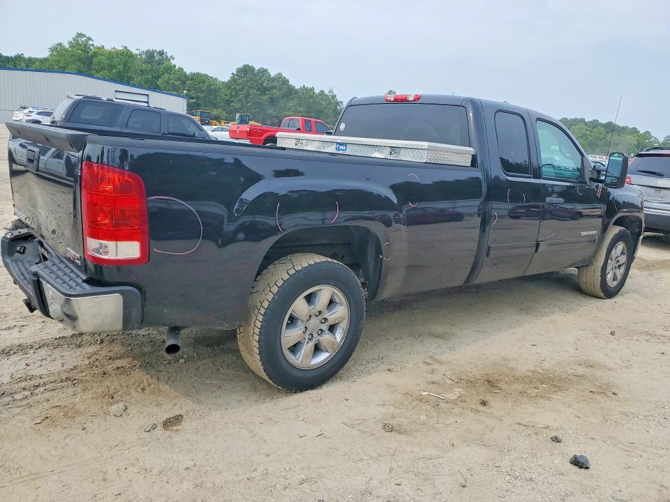Photo 3 from auction – 2013 GMC SIERRA with VIN 1GTR1VE03DZ106521