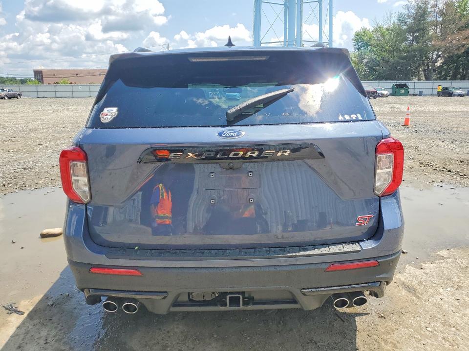 Photo 6 from auction – 2021 FORD EXPLORER with VIN 1FM5K8GC4MGA66252
