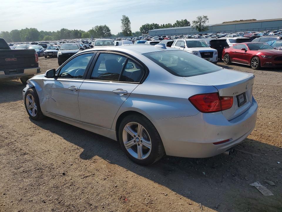 Photo 2 from auction – 2015 BMW 328 with VIN WBA3B3G59FNR87409