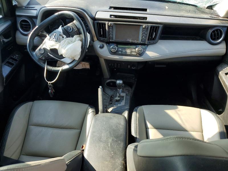Photo 8 from auction – 2017 TOYOTA RAV4 with VIN 2T3DFREV0HW552940