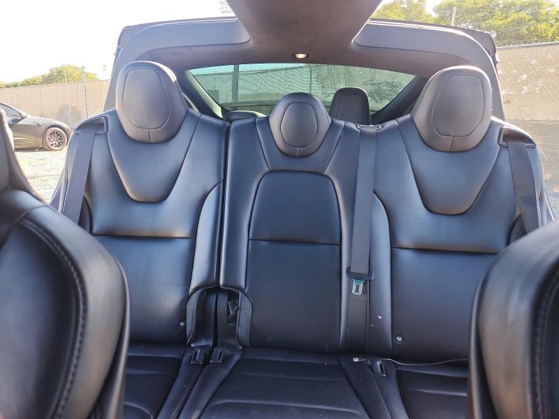 Photo 10 from auction – 2018 TESLA MODEL X with VIN 5YJXCAE22JF126630