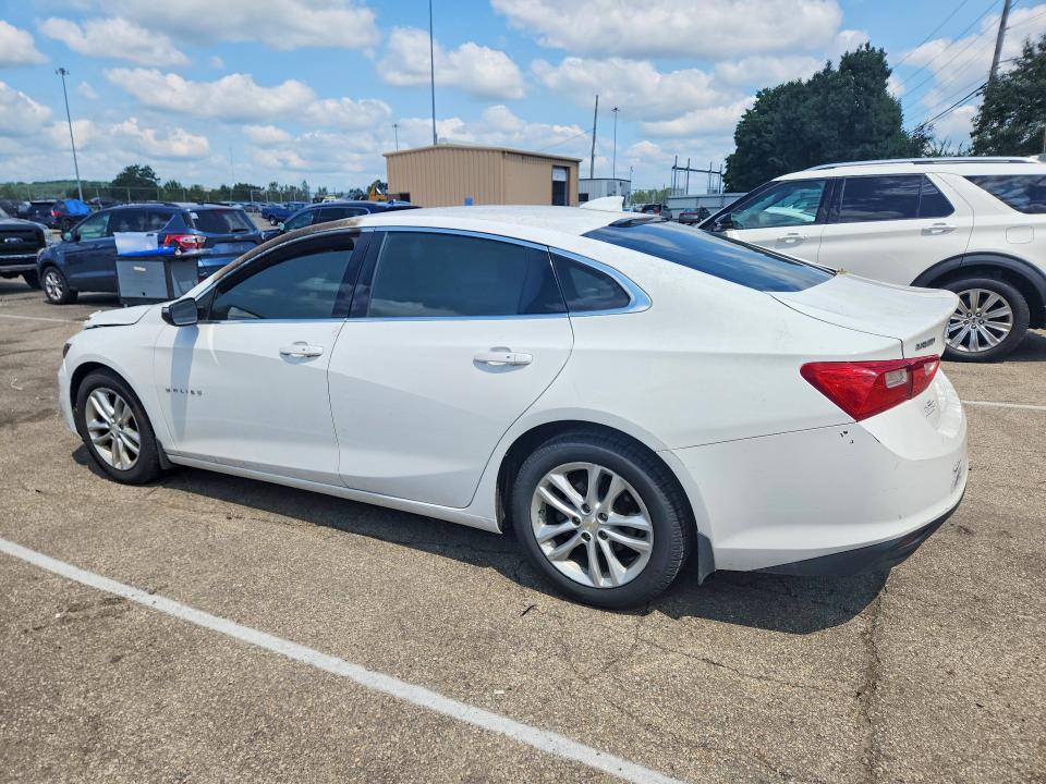 Photo 2 from auction – 2016 CHEVROLET MALIBU with VIN 1G1ZE5ST3GF340790
