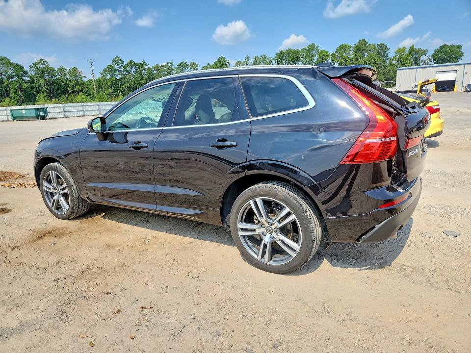 Photo 2 from auction – 2021 VOLVO XC60 with VIN YV4102DK6M1886835