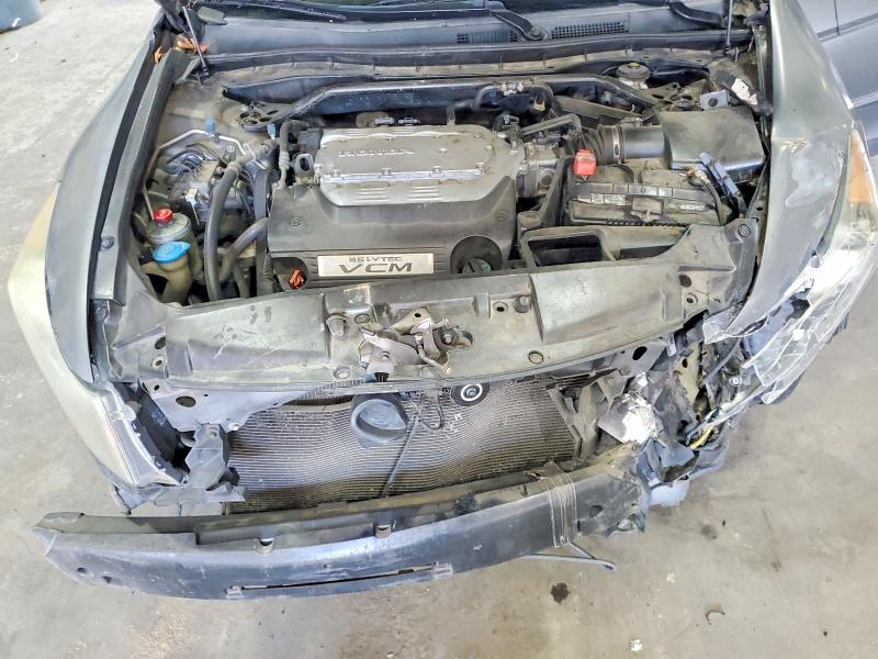 Photo 11 from auction – 2010 HONDA ACCORD with VIN 1HGCP3F82AA010422