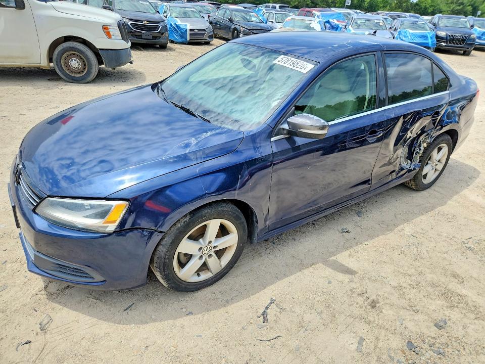 VOLKSWAGEN JETTA 2013 with VIN 3VWLL7AJ5DM384524 - Photo from auction