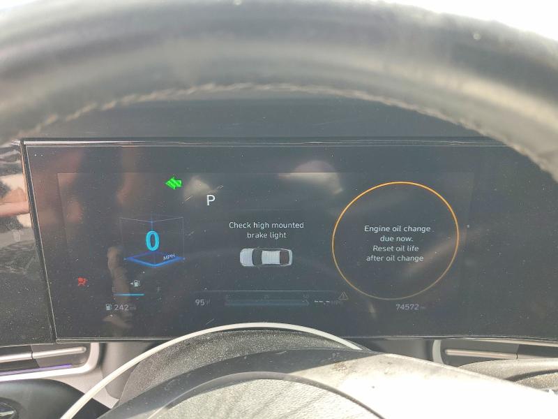 Photo 9 from auction – 2023 HYUNDAI ELANTRA with VIN 5NPLP4AG0PH089206
