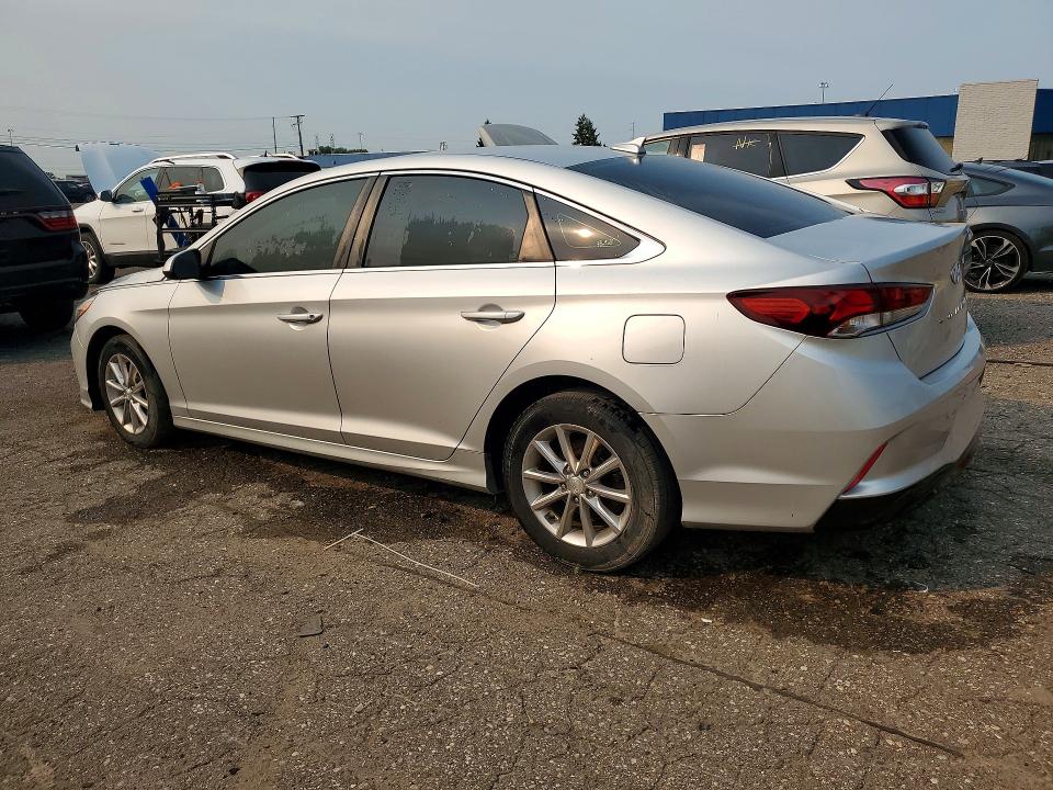 Photo 2 from auction – 2018 HYUNDAI SONATA with VIN 5NPE24AAXJH705455