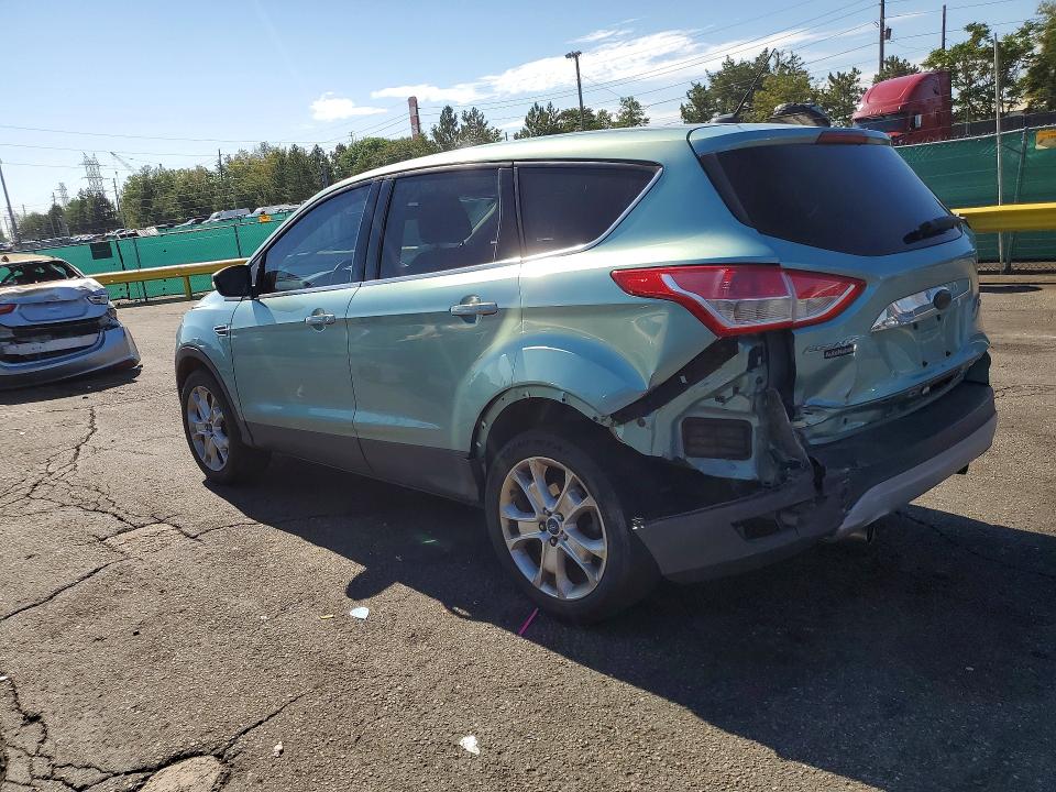 Photo 2 from auction – 2013 FORD ESCAPE with VIN 1FMCU9HX7DUB55243