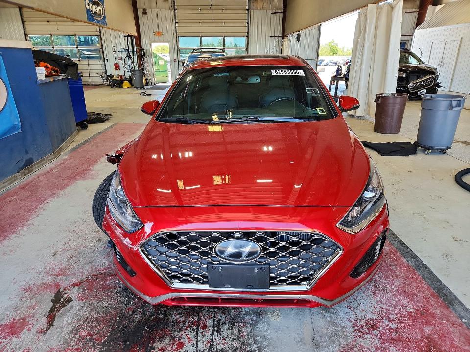 Photo 5 from auction – 2018 HYUNDAI SONATA with VIN 5NPE34AB6JH675568