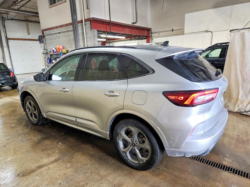 Photo 2 from auction – 2024 FORD ESCAPE with VIN 1FMCU9MN4RUA51398