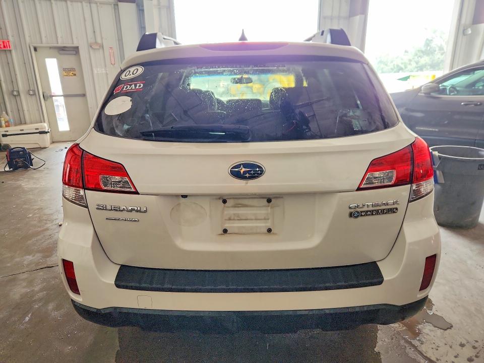 Photo 6 from auction – 2014 SUBARU OUTBACK with VIN 4S4BRCDC1E3295003
