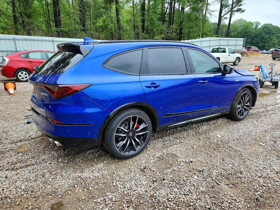 Photo 3 from auction – 2024 ACURA MDX with VIN 5J8YD8H89RL002732