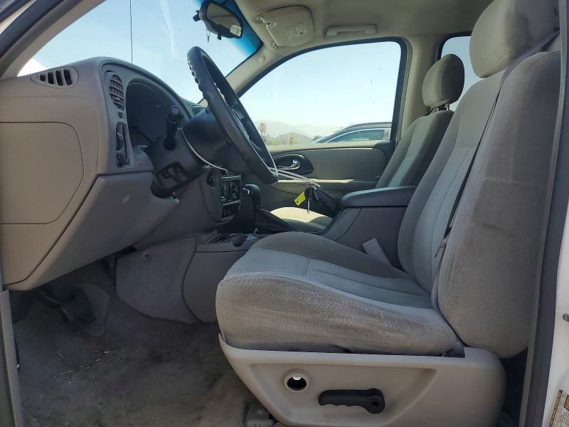 Photo 7 from auction – 2005 CHEVROLET TRAILBLAZER with VIN 1GNDT13S452284330